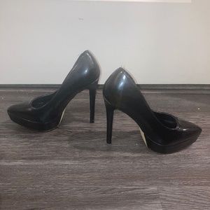 Black stilettos size 6